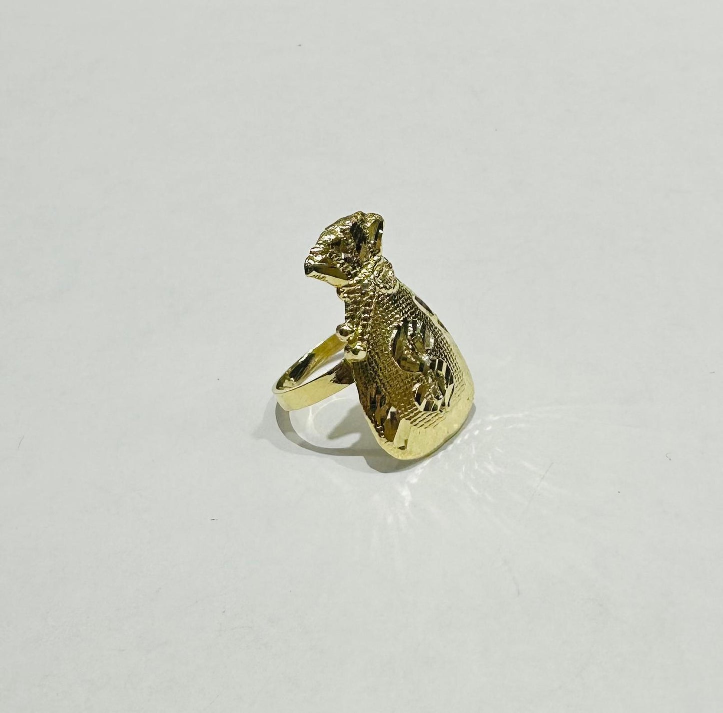 10K GOLD MONEY BAG RING, WEIGHT: 3.1gm