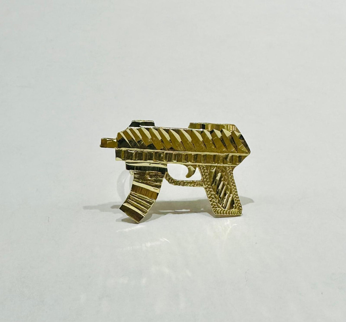 10K GOLD GUN RING-WEIGHT: 4.9gm