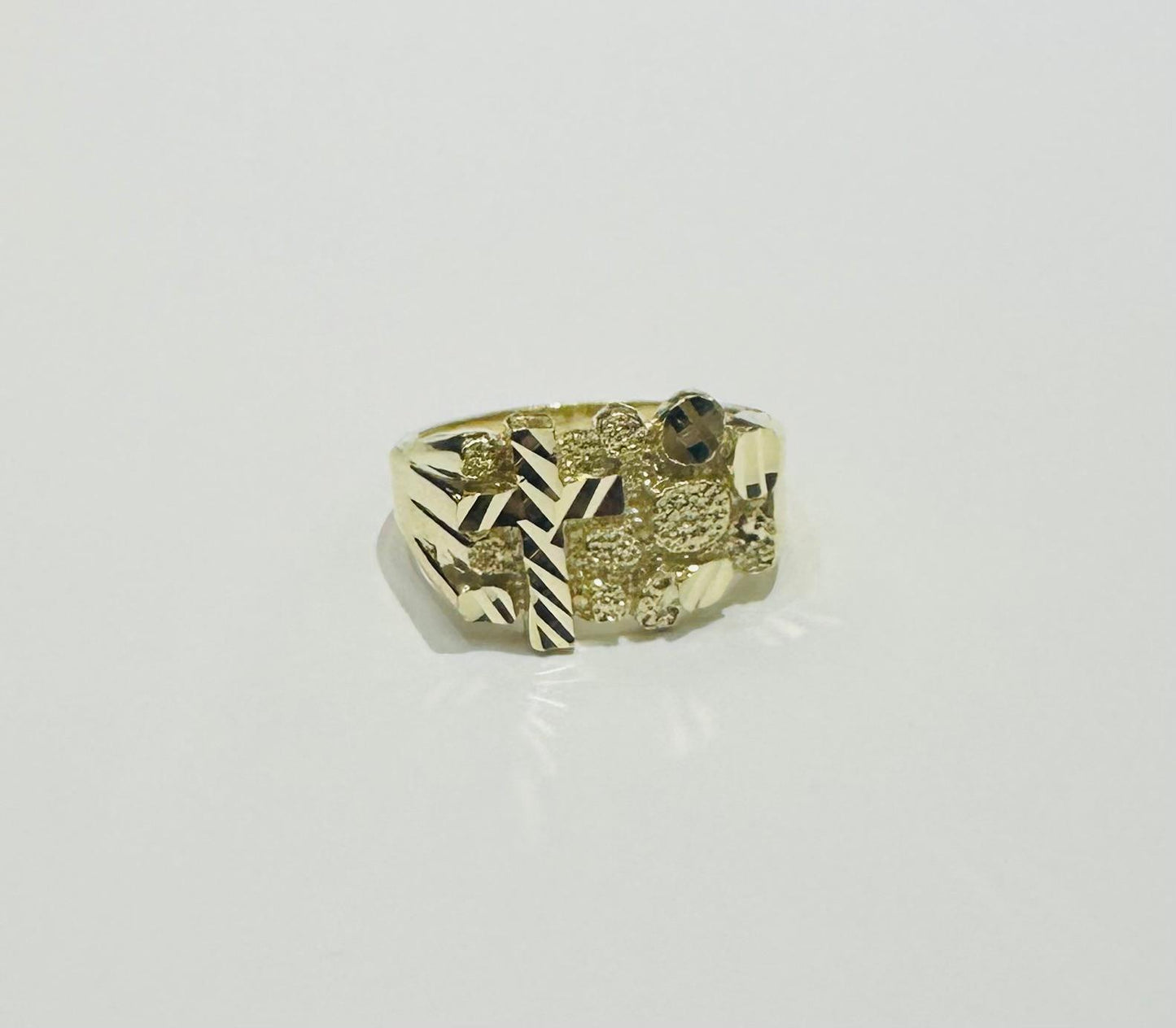 10K GOLD NUGGET CROSS RING, WEIGHT: 6.0gm