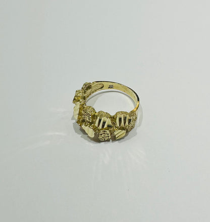 10K GOLD NUGGET RING, WEIGHT: 5.0gm