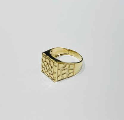 10K GOLD NUGGET RING, WEIGHT: 4.2gm