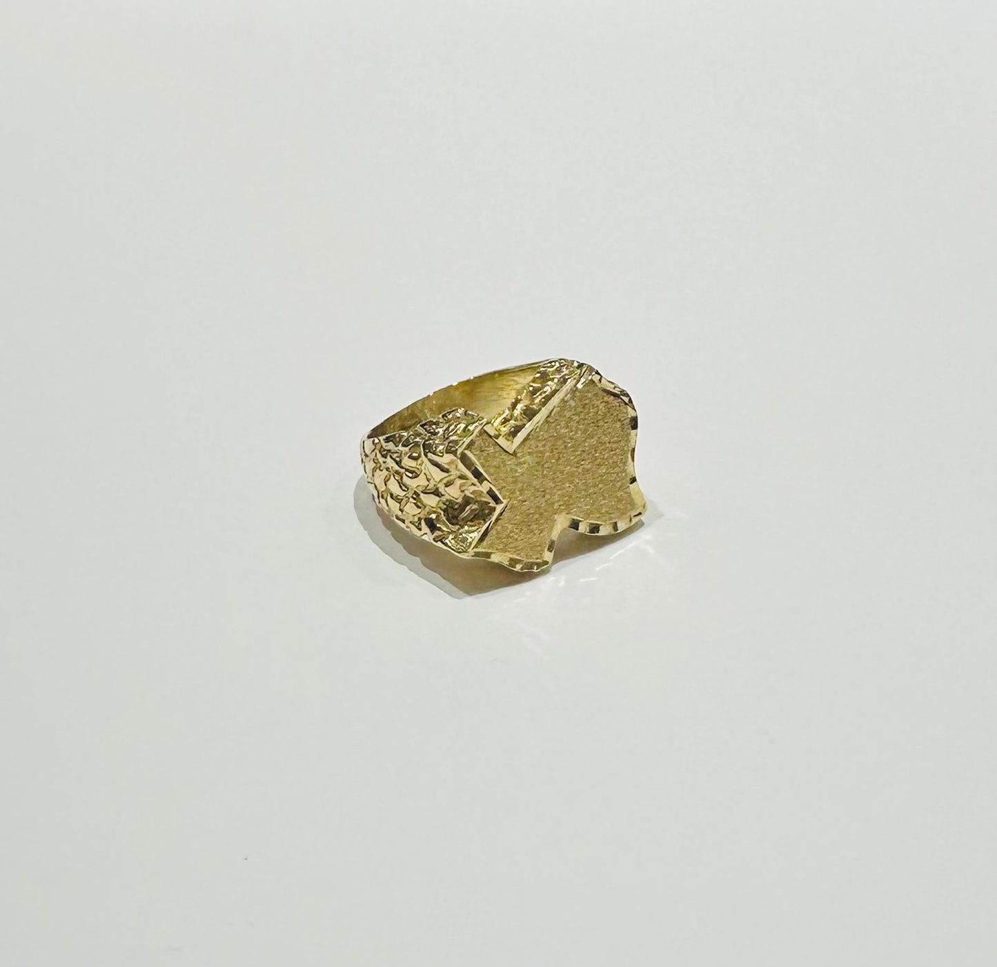 10K GOLD TEXAS NUGGET RING, WEIGHT: 11.7gm