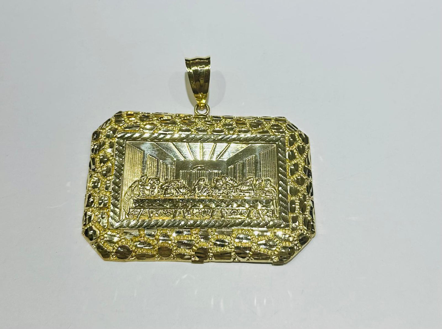 10K GOLD SOLID LAST SUPPER PENDANT, WEIGHT: 27.78gm