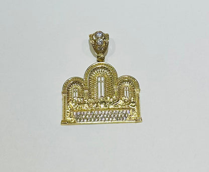 10K GOLD LAST SUPPER PENDANT, WEIGHT: 7.5gm