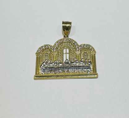 10K GOLD TWO TONED LAST SUPPER PENDANT, WEIGHT: 5.9gm
