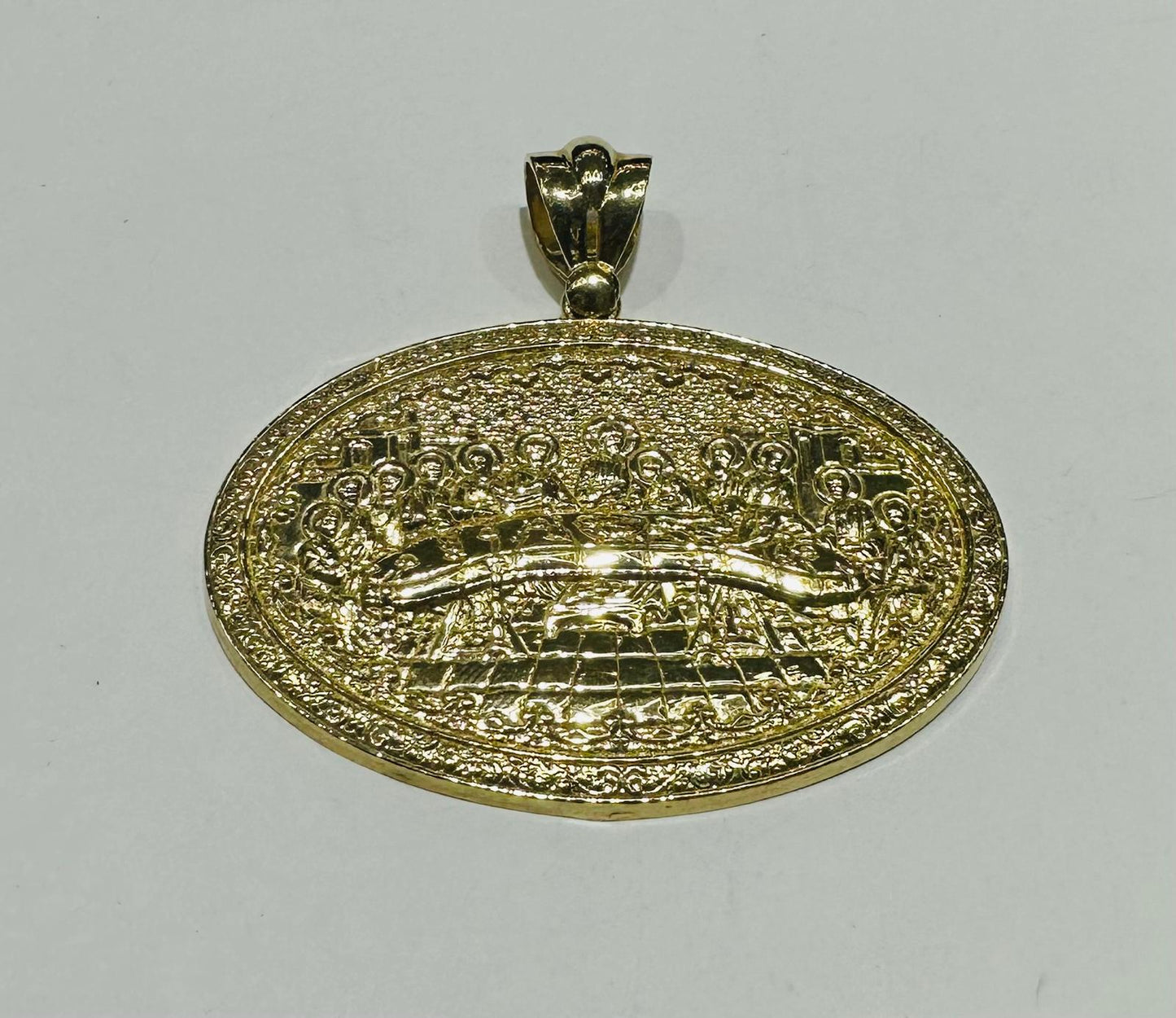 10K GOLD LAST SUPPER PENDANT, WEIGHT: 15.5gm