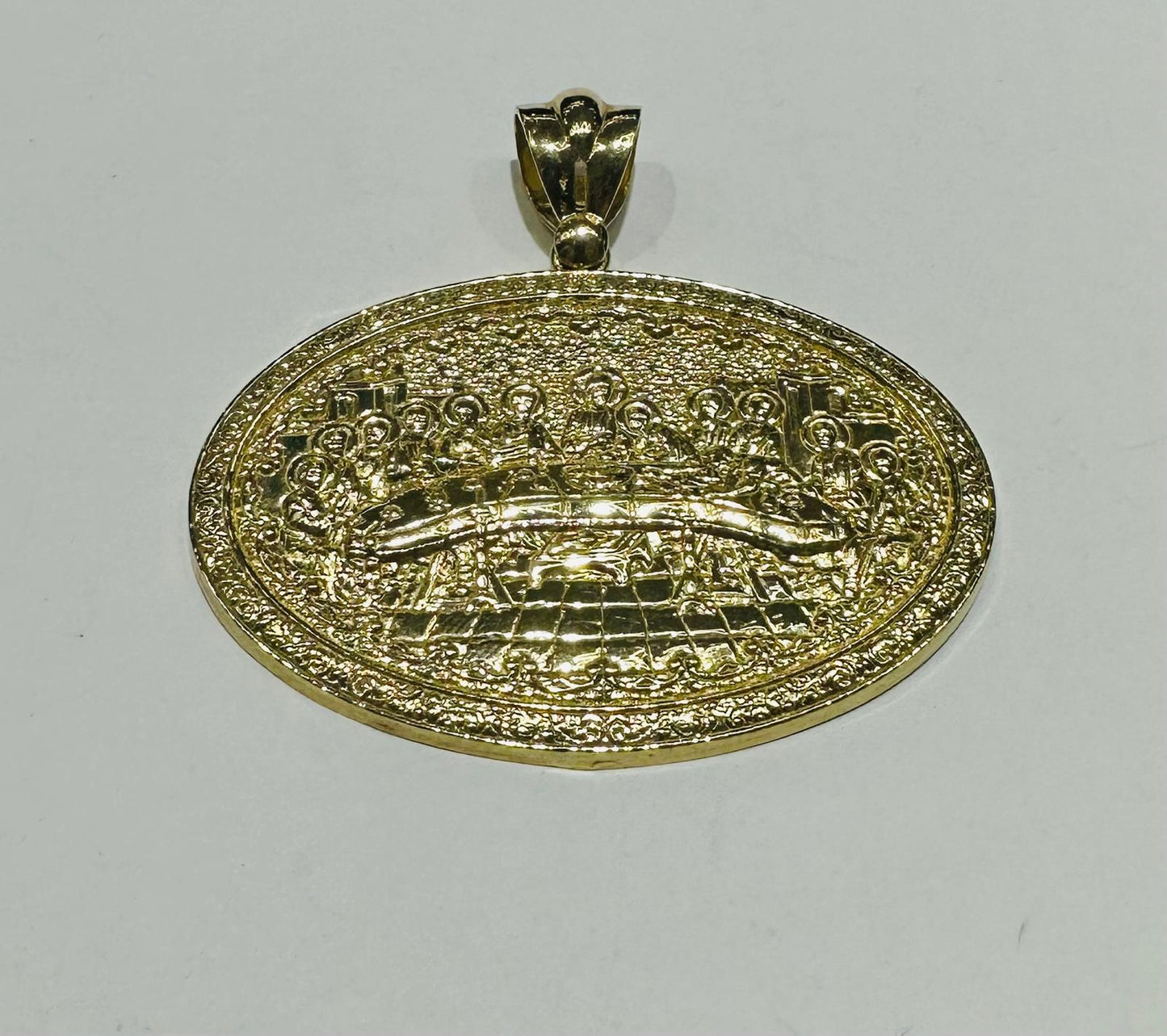 10K GOLD LAST SUPPER PENDANT, WEIGHT: 15.5gm