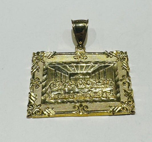 10K GOLD LAST SUPPER PENDANT, WEIGHT: 5.0gm
