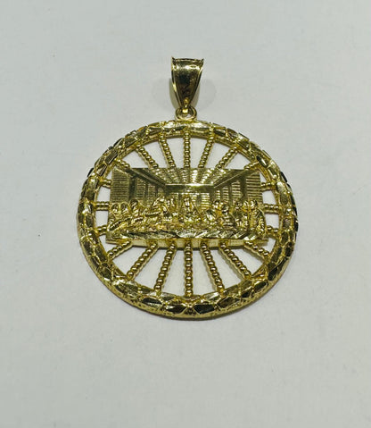 10K GOLD ROUND NUGGET LAST SUPPER PENDANT, WEIGHT: 7.9gm