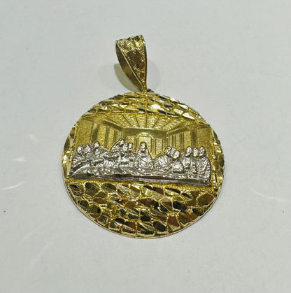 10K GOLD ROUND NUGGET LAST SUPPER PENDANT, WEIGHT: 5.9gm