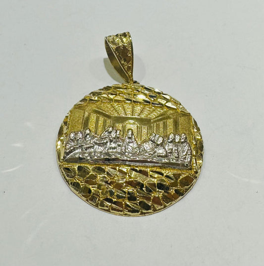 10K GOLD ROUND NUGGET LAST SUPPER PENDANT, WEIGHT: 5.9gm
