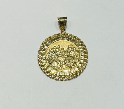 10K GOLD NUGGET LAST SUPPER PENDANT, WEIGHT: 15.4gm