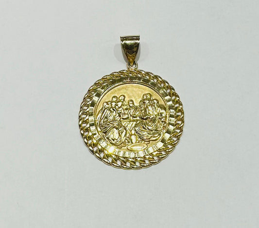 10K GOLD NUGGET LAST SUPPER PENDANT, WEIGHT: 15.4gm