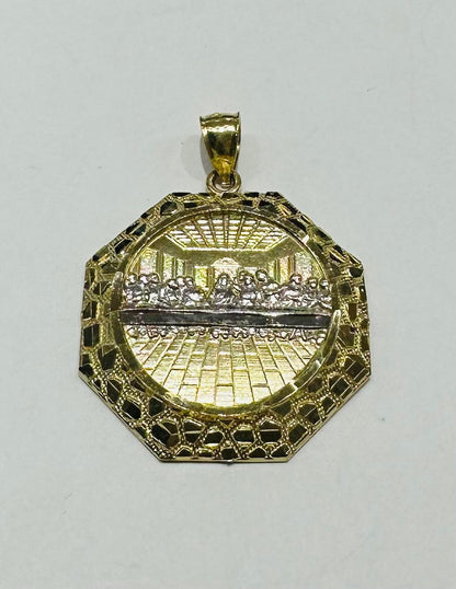 10K GOLD NUGGET LAST SUPPER PENDANT, WEIGHT: 4.2gm