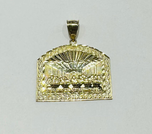 10K GOLD LAST SUPPER PENDANT, WEIGHT: 8.6gm