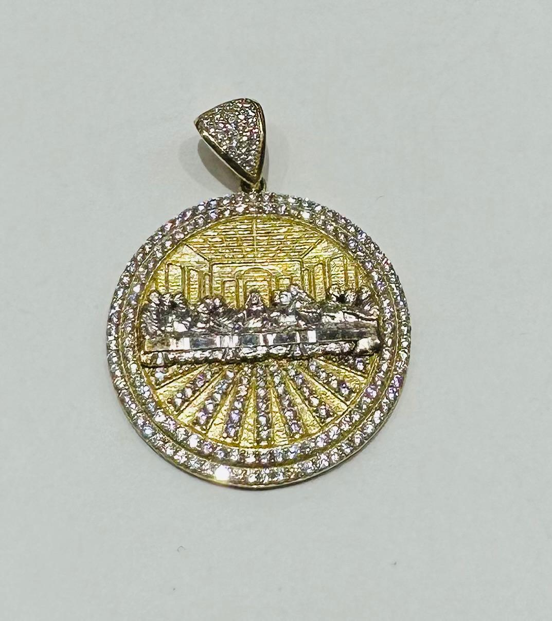10K GOLD TWO TONED LAST SUPPER PENDANT, WEIGHT: 7.8gm