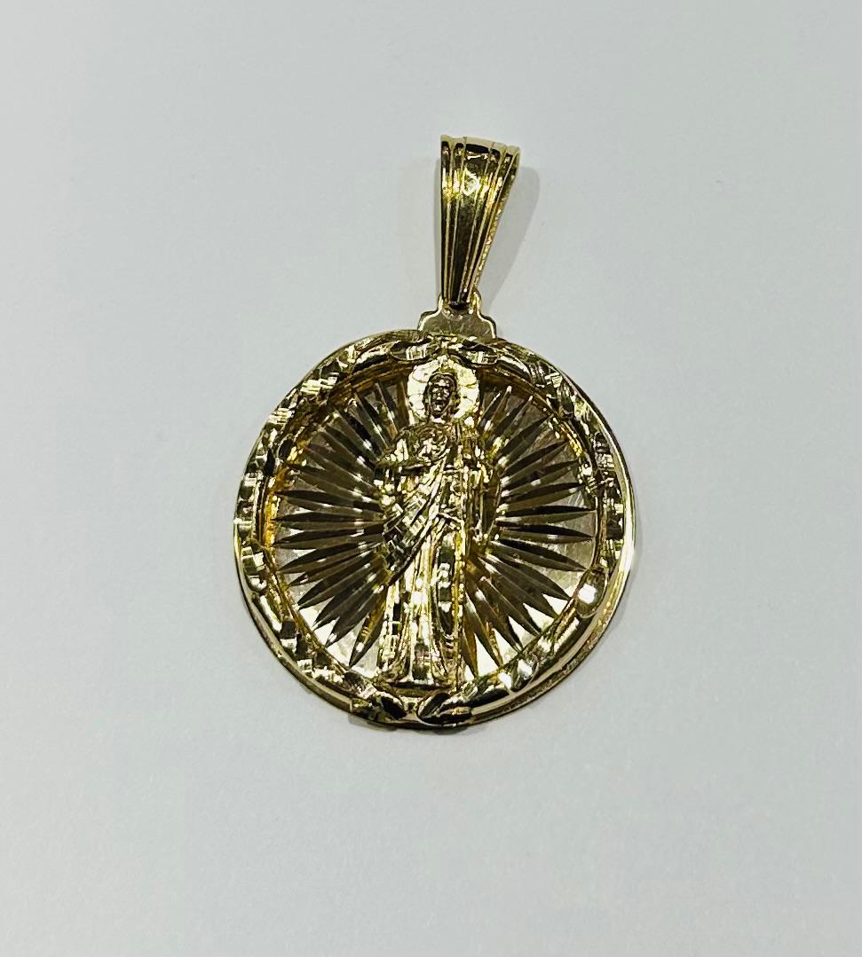 10K GOLD ROUND SAINT JUDE PENDANT, WEIGHT: 18.6gm