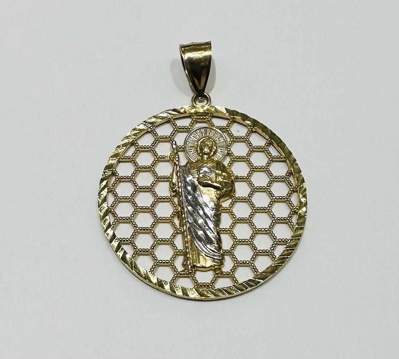 10K GOLD ROUND SAINT JUDE PENDANT, WEIGHT: 8.2gm