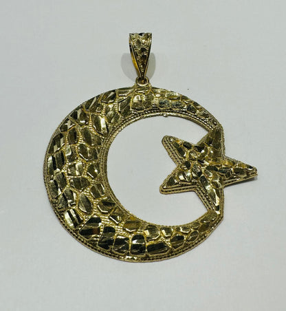 10K GOLD MOON & STAR NUGGET PENDANT, WEIGHT: 9.1gm