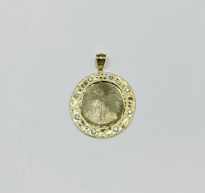 10K GOLD ROUND NUGGET MEMORY PENDANT, WEIGHT: 9.7gm