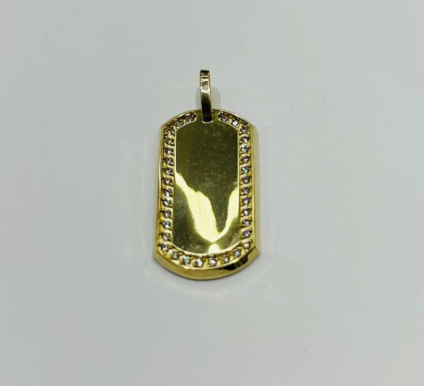 10K GOLD MEMORY PENDANT WITH CZ DIAMOND, WEIGHT: 8.0gm