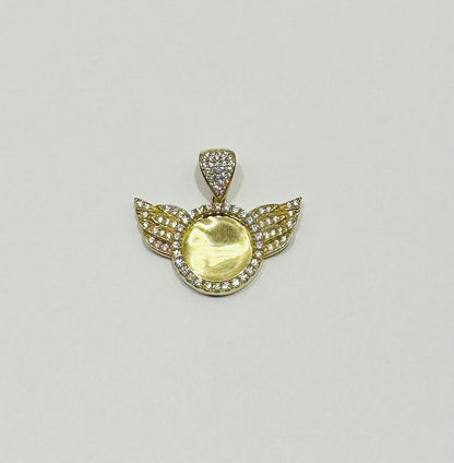 10K GOLD ANGEL WINGS MEMORY PENDANT WITH CZ DIAMOND, WEIGHT: 5.0gm