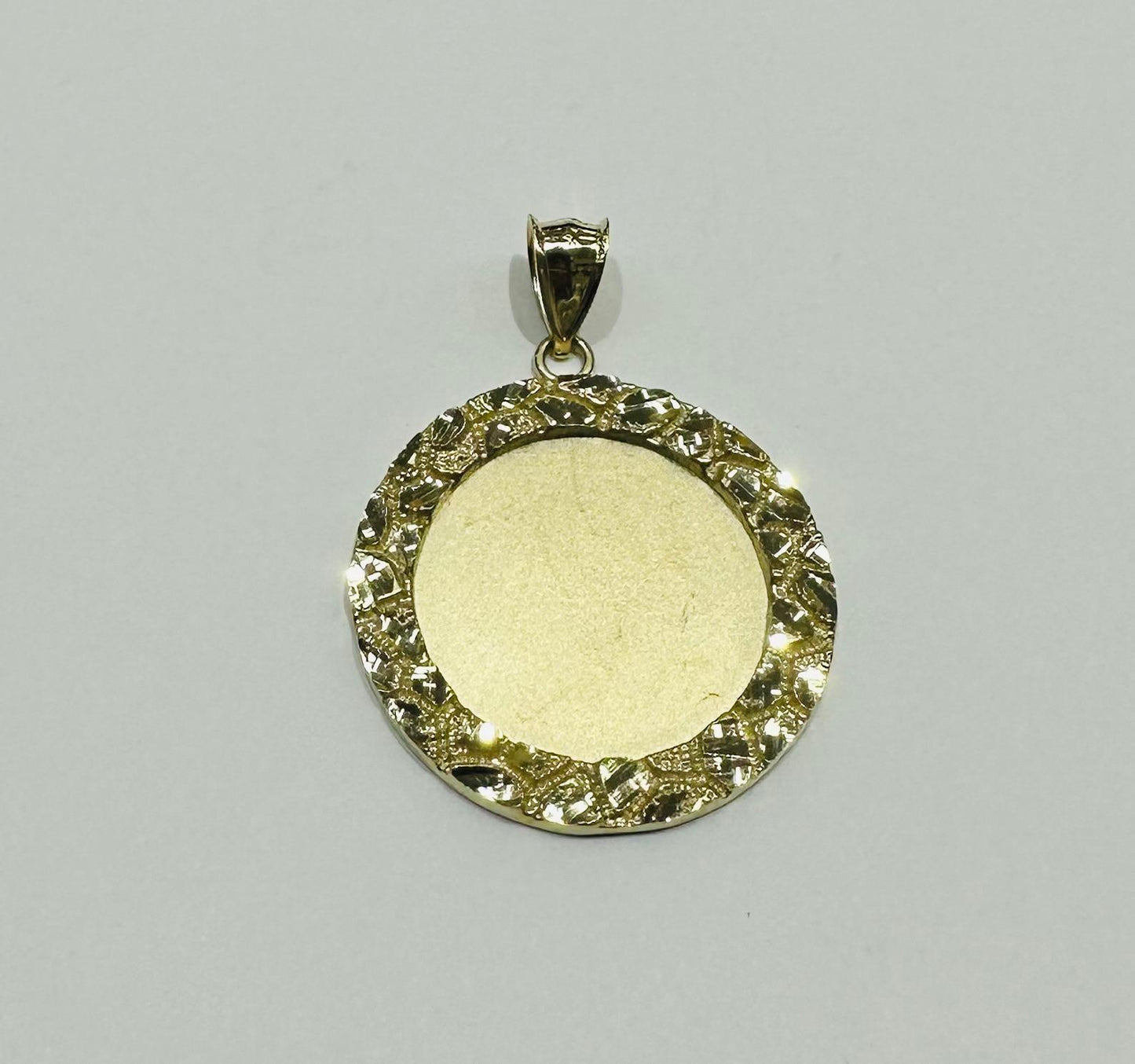 10K GOLD NUGGET MEMORY PENDANT