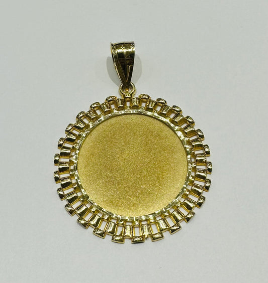 10K GOLD MEMORY PENDANT, WEIGHT: 11.4gm