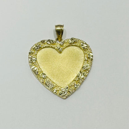10K GOLD HEART NUGGET MEMORY PENDANT, WEIGHT: 14.1gm