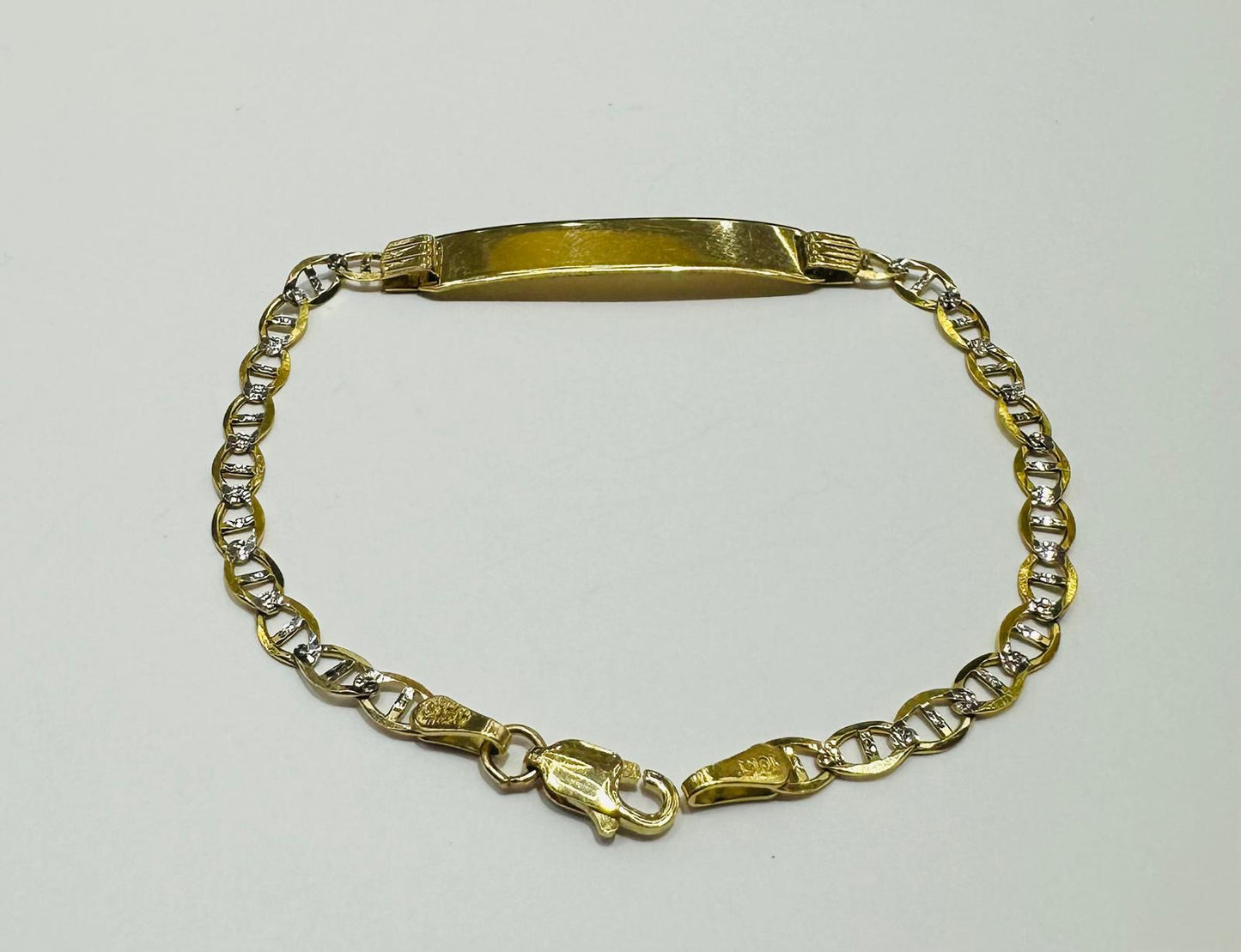 10K GOLD DIAMOND CUT GUCCI BABY ID BRACELET 6",  Weight: 2.4gm