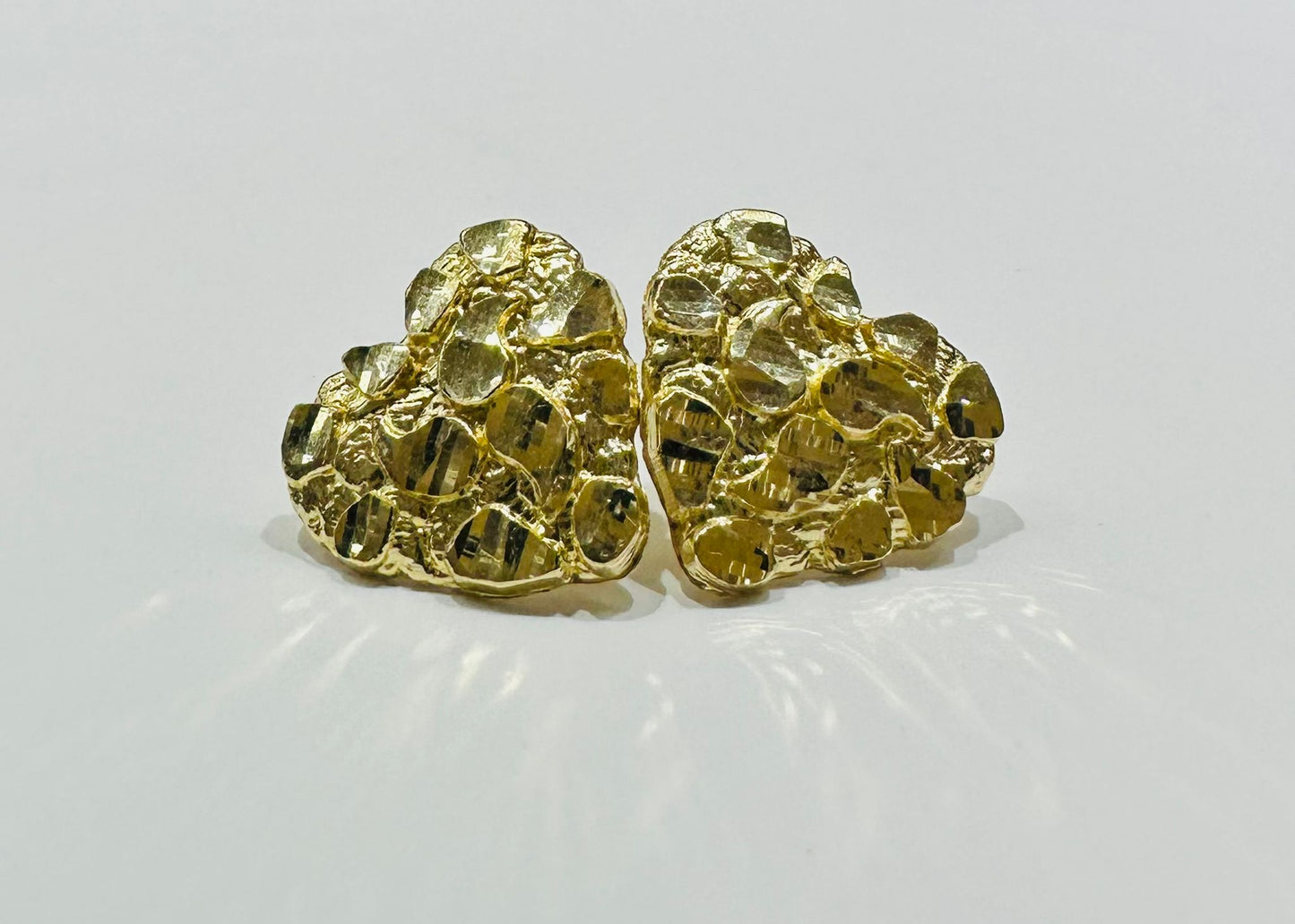 10K GOLD HEART NUGGET EARRINGS, WEIGHT: 2.7gm
