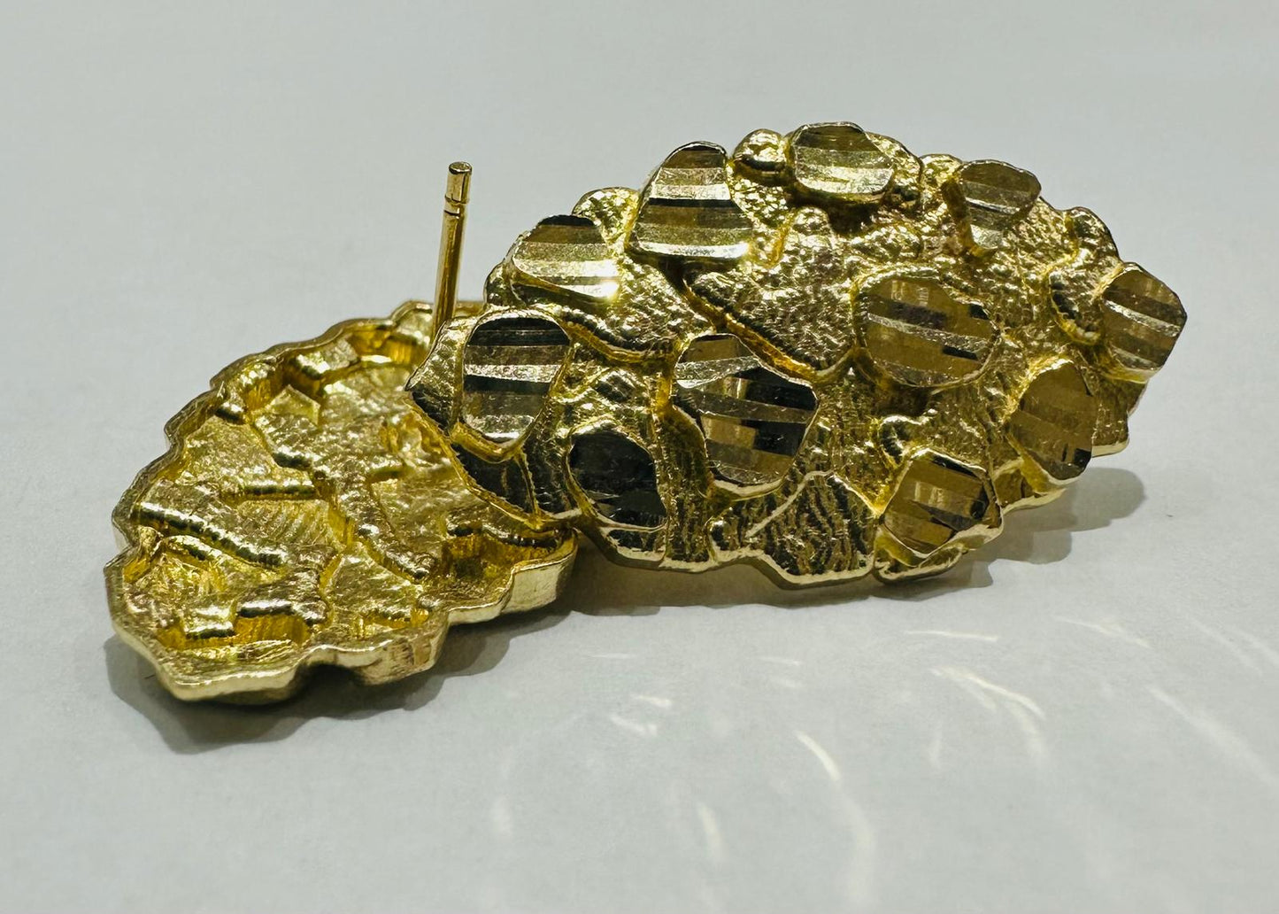 10K GOLD NUGGET EARRINGS, WEIGHT: 4.2gm