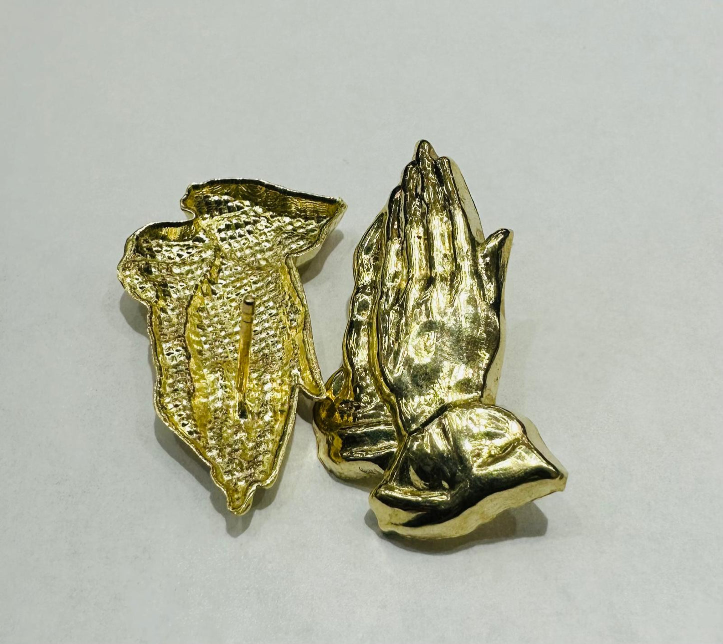 10K GOLD PRAYING HANDS EARRINGS, WEIGHT: 3.5gm