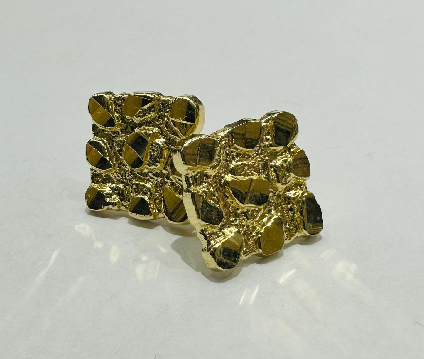 10K GOLD SQUARE NUGGET EARRINGS, WEIGHT: 2.0gm