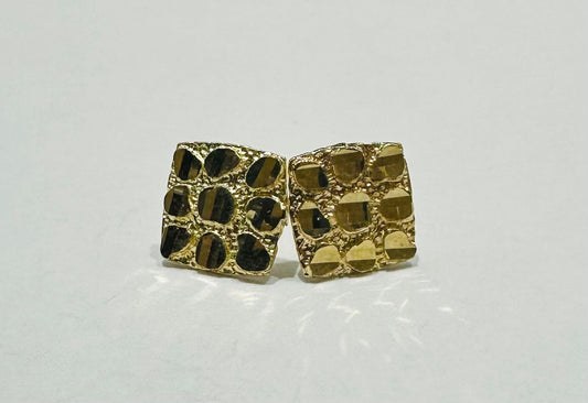 10K GOLD SQUARE NUGGET EARRINGS, WEIGHT: 1.2gm