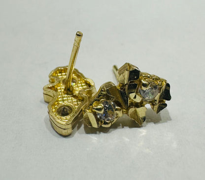 10K GOLD SMALL NUGGET EARRINGS WITH CZ DIAMOND, WEIGHT: 1.0gm