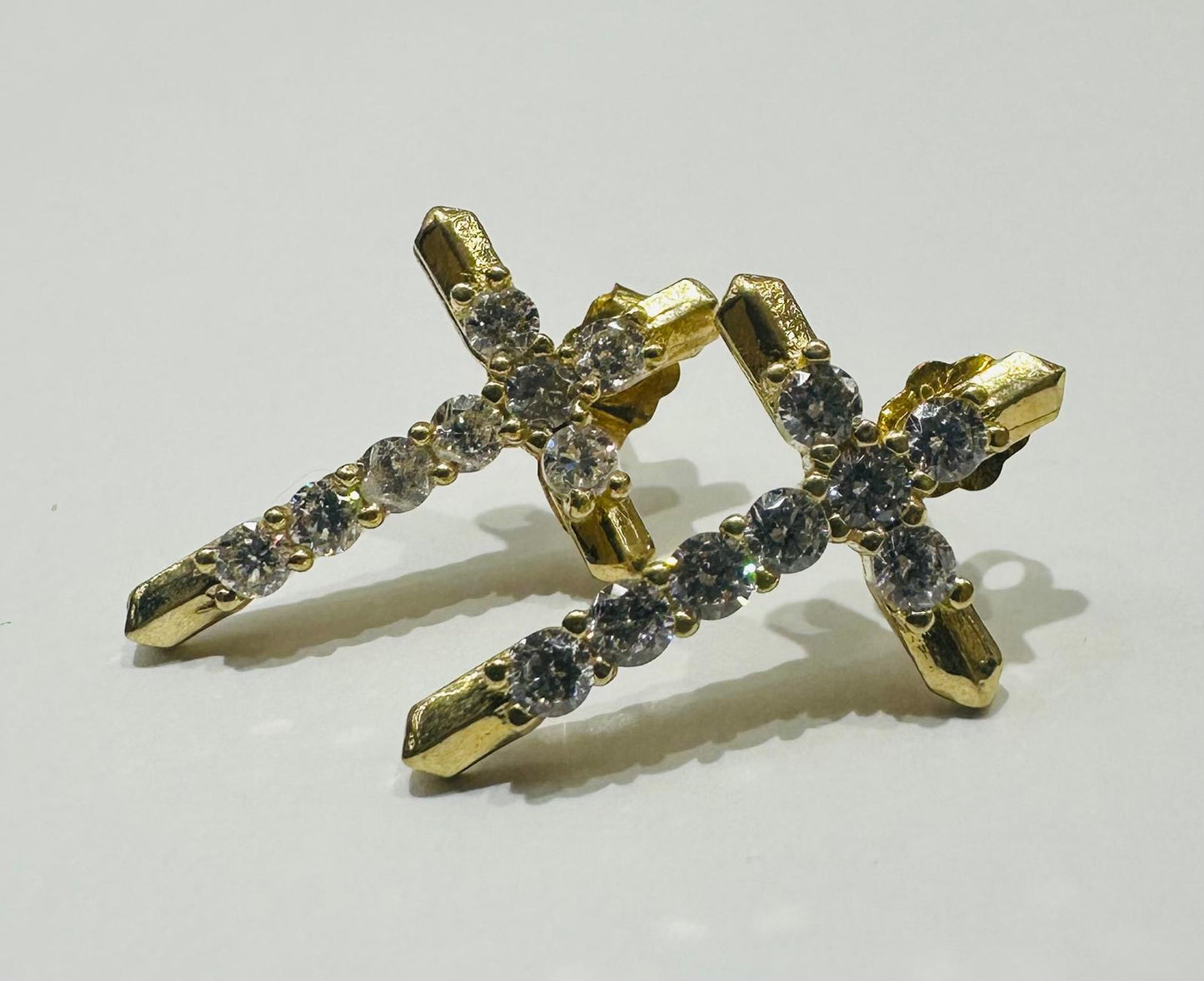 10K GOLD CROSS EARRINGS WITH CZ DIAMONDS, WEIGHT: 3.4gm