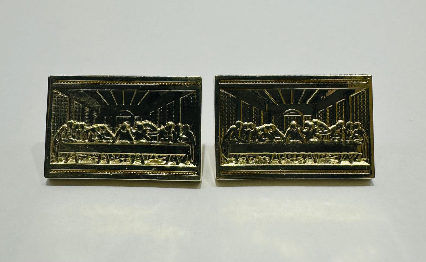 10K GOLD LAST SUPPER EARRINGS, WEIGHT: 3.0gm