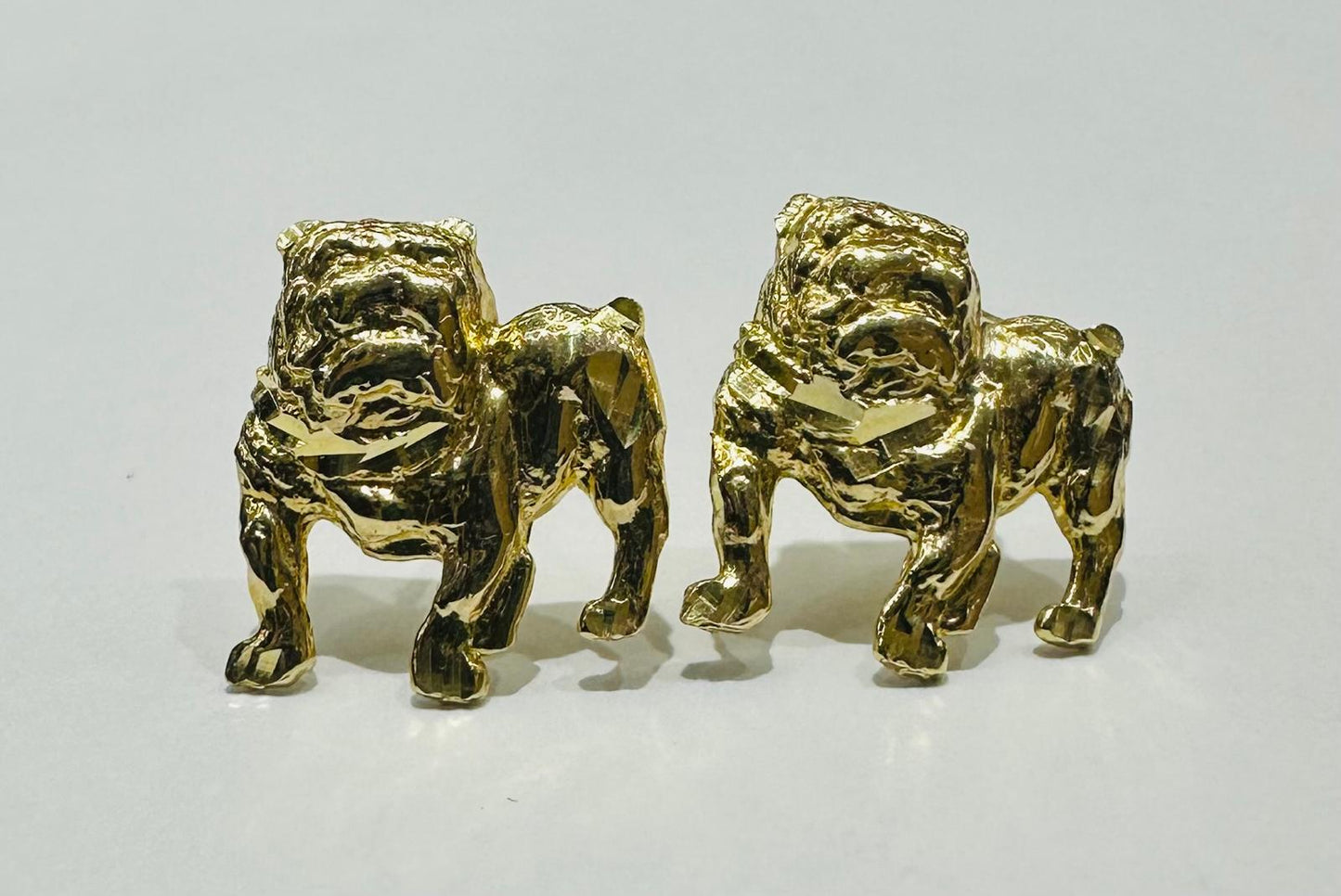 10K GOLD BULL-DOG EARRINGS, WEIGHT: 2.2gm