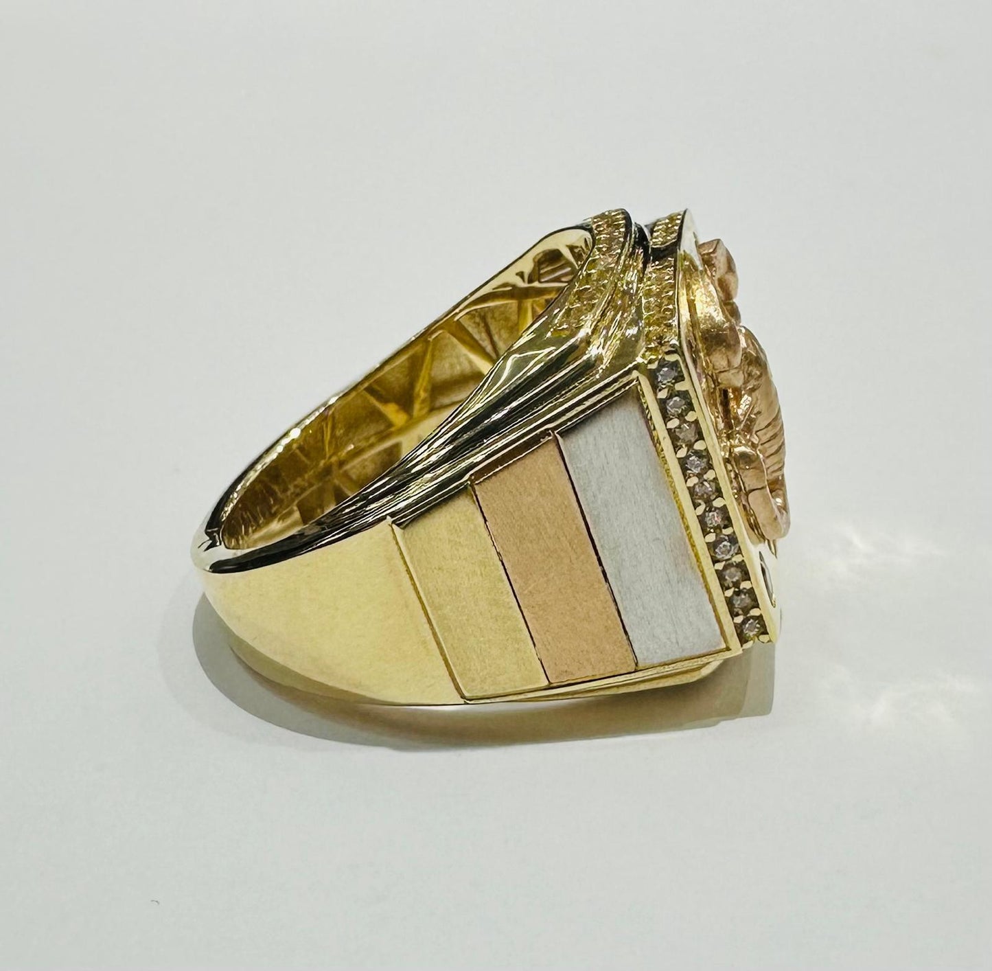 14K GOLD DIAMOND TRI COLOR SCORPION RING WITH CZ STONE, WEIGHT: 8.8gm