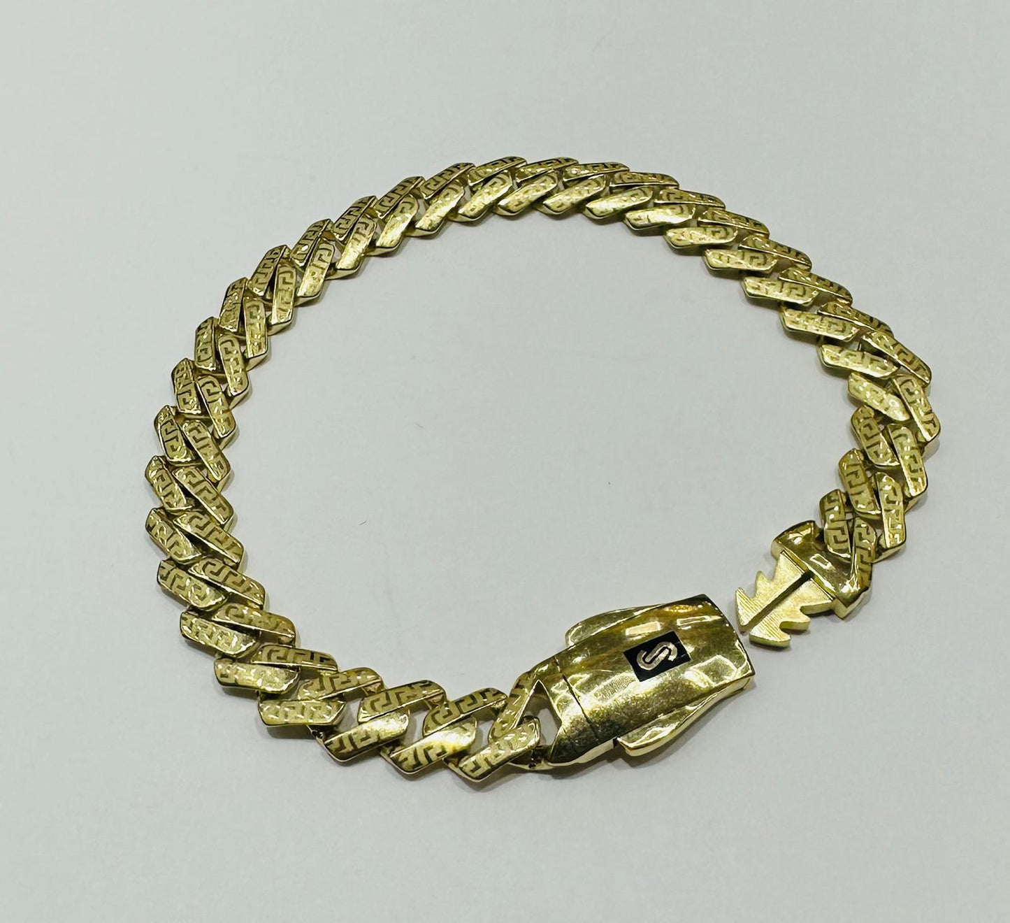 10K GOLD HOLLOW MONACO BRACELET, 9" WEIGHT 11.4 gm
