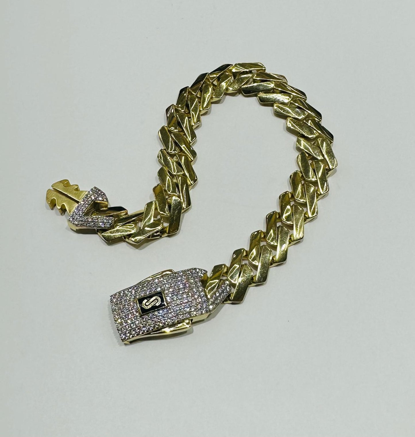 10K GOLD HOLLOW MONACO BRACELET, 9" WEIGHT 21.0 gm