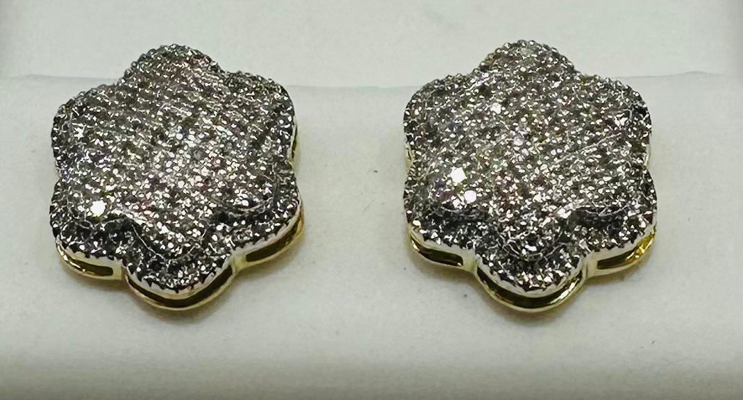 10K GOLD NATURAL DIAMOND FLOWER SHAPED EARRINGS