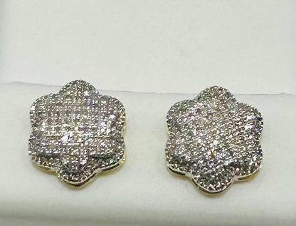 10K GOLD NATURAL DIAMOND FLOWER SHAPED EARRINGS