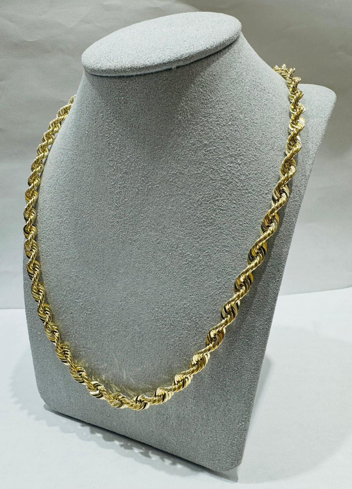 10K GOLD HOLLOW ROPE CHAIN 20", WEIGHT 10.6 gm, WIDTH 5.40 mm