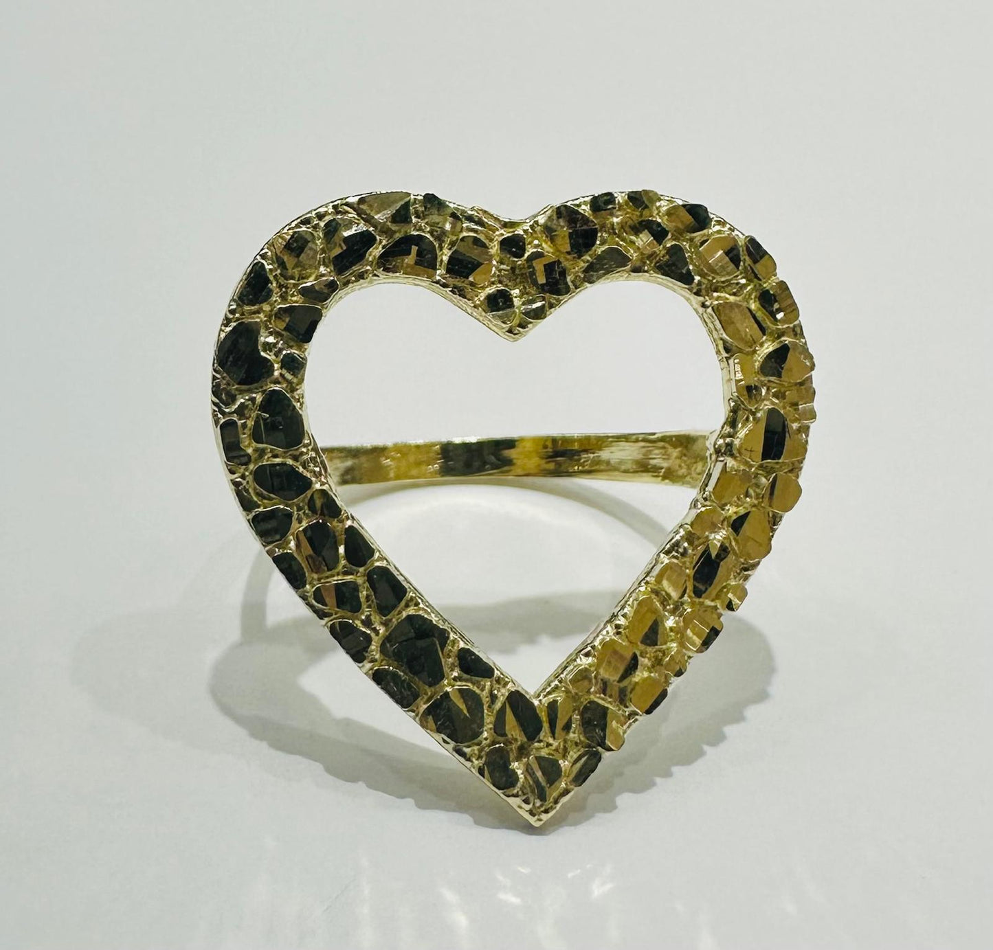 10K GOLD NUGGET HEART RING, SIZE: 6.5, Weight: 3.2gm