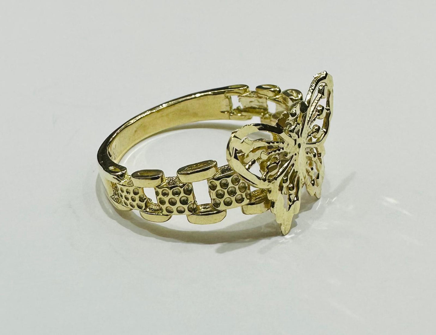 10K GOLD BUTTERFLYRING, SIZE: 6, Weight: 2.4gm