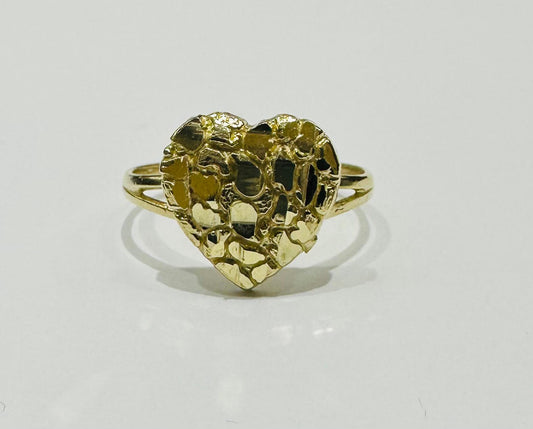10K GOLD NUGGET HEART RING, 1.8gm