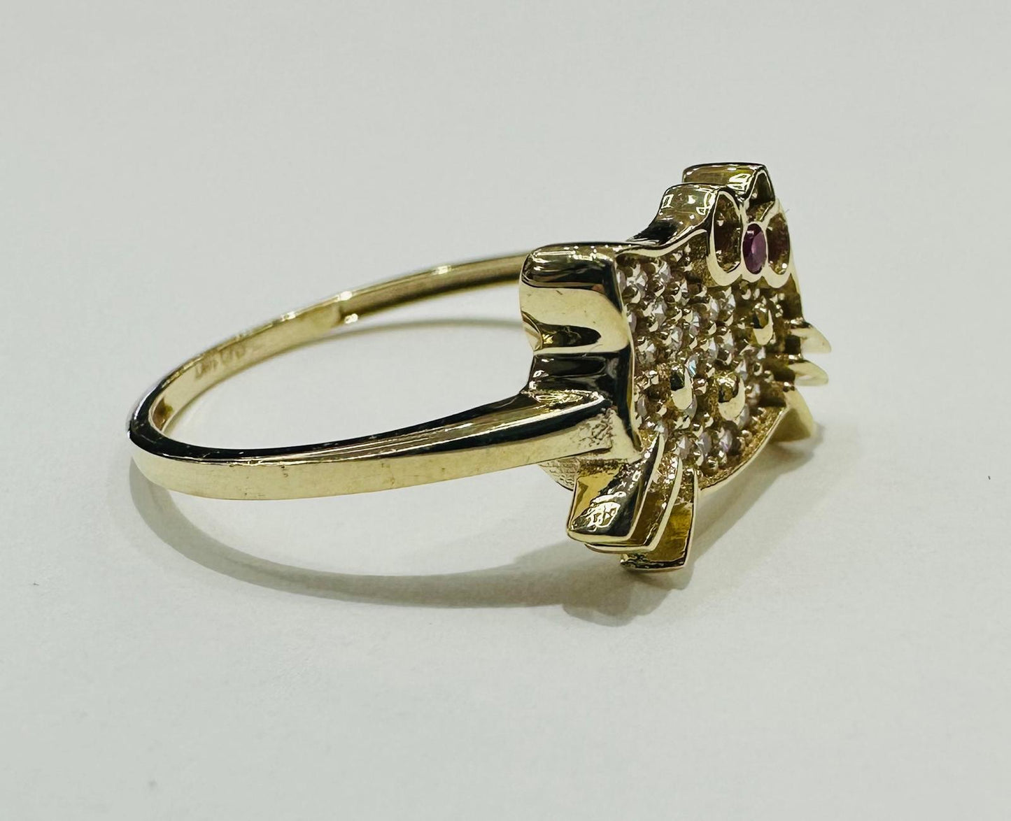 10K GOLD KITTY RING WITH CZ STONE, WEIGHT: 1.7