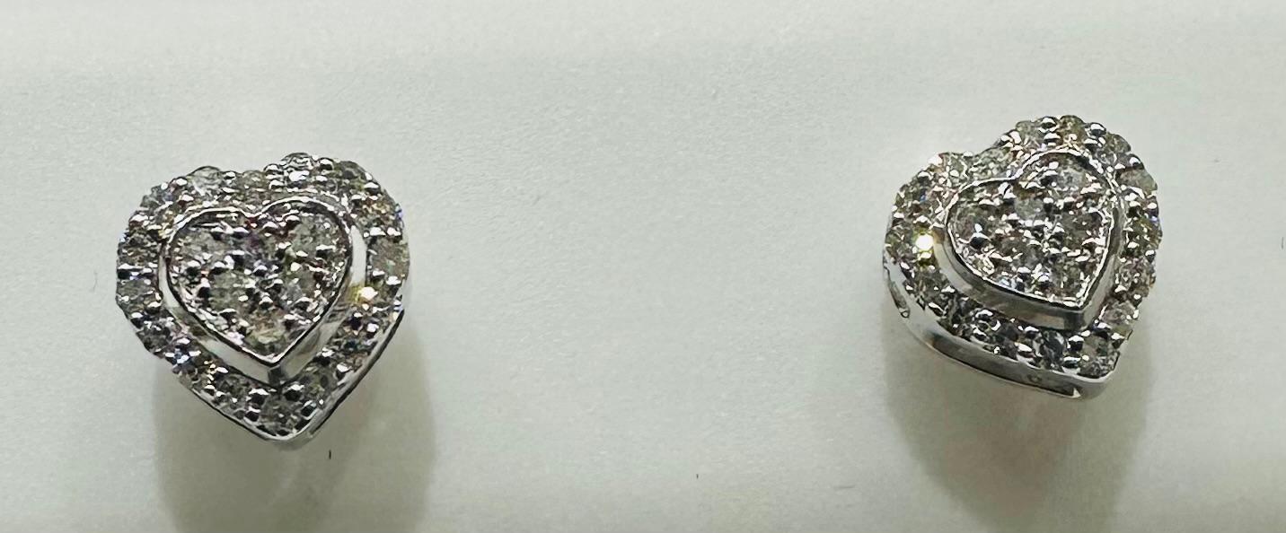 10K WHITE GOLD NATURAL DIAMOND EARRINGS